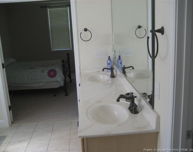 167 Lamplighter Way - Photo Thumbnail 5