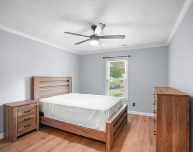 1802 Potomac Road - Photo Thumbnail 7