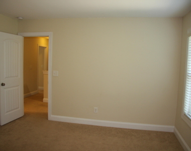 4116 Collamer Drive - Photo Thumbnail 29