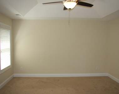 4116 Collamer Drive - Photo Thumbnail 20