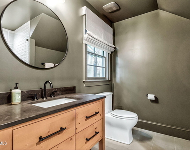 1818 Wilshire - Photo Thumbnail 8