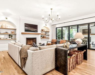 1818 Wilshire - Photo Thumbnail 12