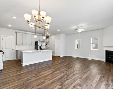 801 Portland Rose Drive - Photo Thumbnail 6