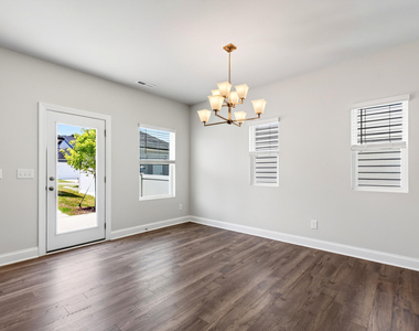 801 Portland Rose Drive - Photo Thumbnail 3