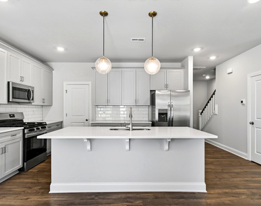 801 Portland Rose Drive - Photo Thumbnail 2