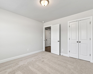 801 Portland Rose Drive - Photo Thumbnail 24