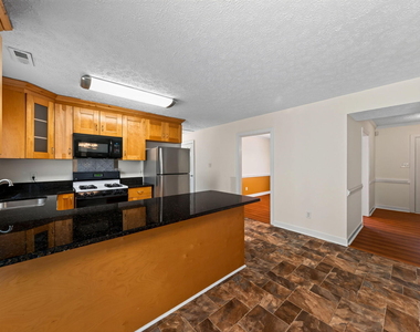 105 Trinity Woods Drive - Photo Thumbnail 17