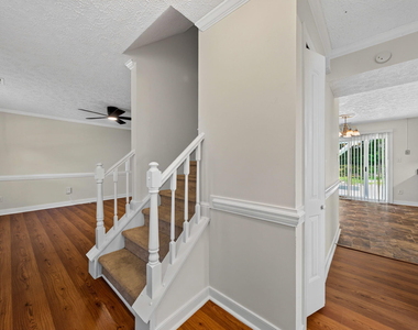 105 Trinity Woods Drive - Photo Thumbnail 3