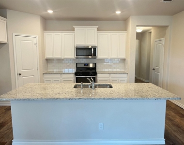 445 Blue Stem Rd - Photo Thumbnail 13