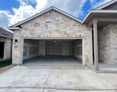 445 Blue Stem Rd - Photo Thumbnail 1