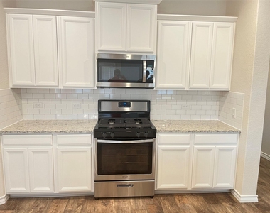 445 Blue Stem Rd - Photo Thumbnail 14