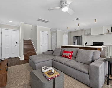 3845 Ranch Road 2222 - Photo Thumbnail 13