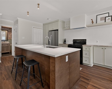 3845 Ranch Road 2222 - Photo Thumbnail 8