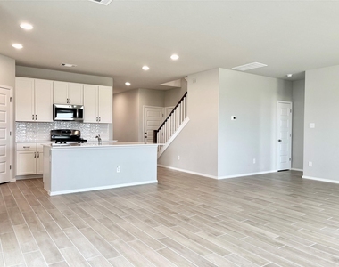 11624 Comano Dr - Photo Thumbnail 3