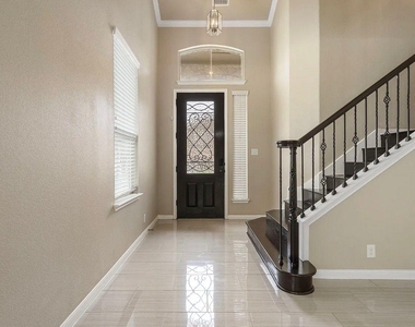 7324 Bandera Ranch Trl - Photo Thumbnail 3
