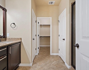 7324 Bandera Ranch Trl - Photo Thumbnail 10