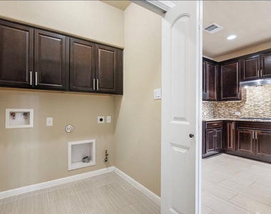 7324 Bandera Ranch Trl - Photo Thumbnail 7