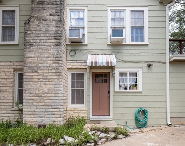 4811 Shoalwood Ave - Photo Thumbnail 2