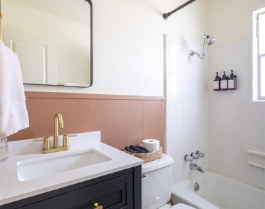 4811 Shoalwood Ave - Photo Thumbnail 19