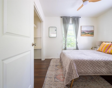 4811 Shoalwood Ave - Photo Thumbnail 22