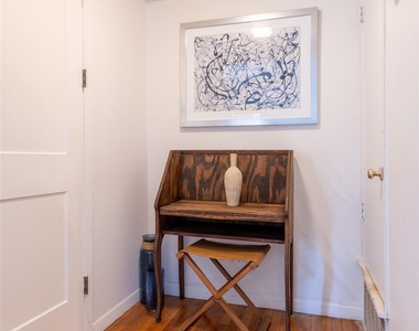 4811 Shoalwood Ave - Photo Thumbnail 11
