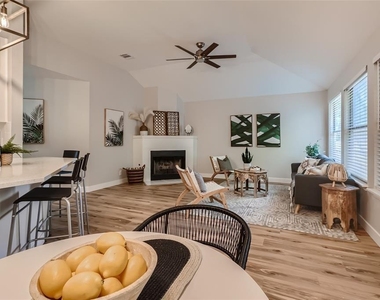 1701 Hollow Tree Blvd - Photo Thumbnail 5