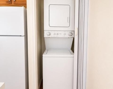 706 W 22nd St - Photo Thumbnail 11