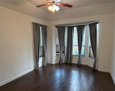 11412 Maggiore Dr - Photo Thumbnail 11