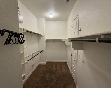 11412 Maggiore Dr - Photo Thumbnail 13