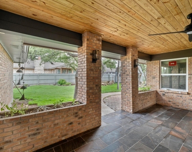 801 Lime Rock Dr - Photo Thumbnail 34