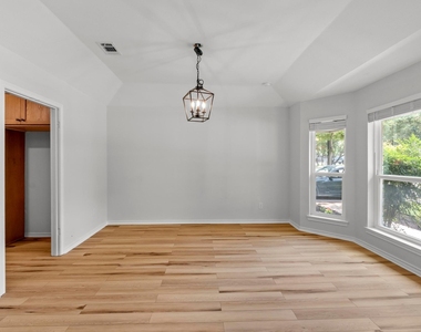801 Lime Rock Dr - Photo Thumbnail 12