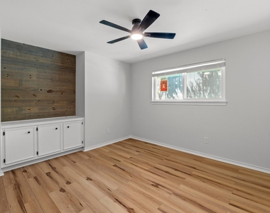 801 Lime Rock Dr - Photo Thumbnail 29