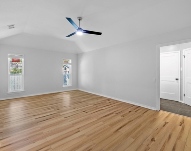 801 Lime Rock Dr - Photo Thumbnail 16