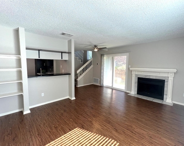 2018 W Rundberg Ln - Photo Thumbnail 4
