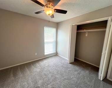 2018 W Rundberg Ln - Photo Thumbnail 14