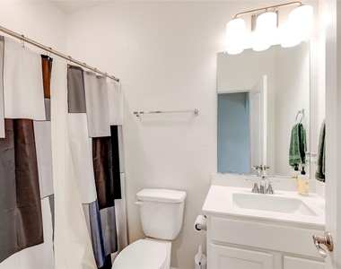 3712 Forino Dr - Photo Thumbnail 19