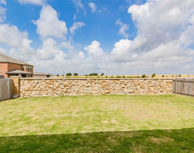 3712 Forino Dr - Photo Thumbnail 35