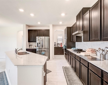 3712 Forino Dr - Photo Thumbnail 13