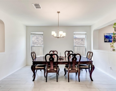 3712 Forino Dr - Photo Thumbnail 5