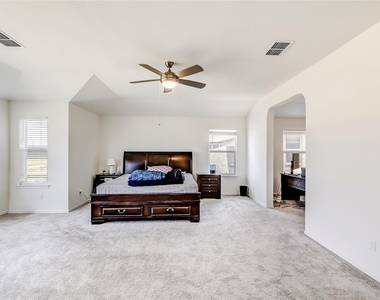 3712 Forino Dr - Photo Thumbnail 23