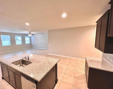 5717 Lehman Way - Photo Thumbnail 3