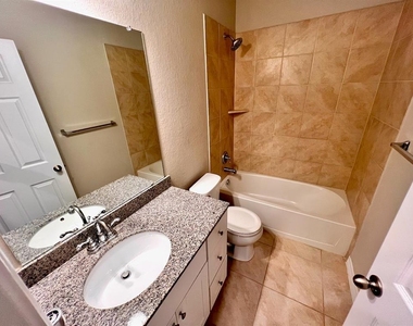 5717 Lehman Way - Photo Thumbnail 15