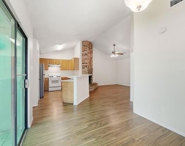 2602 Colquitt Cv - Photo Thumbnail 11