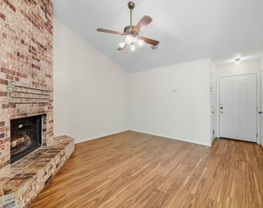 2602 Colquitt Cv - Photo Thumbnail 7