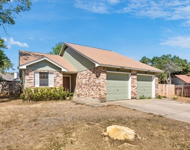 2602 Colquitt Cv - Photo Thumbnail 3