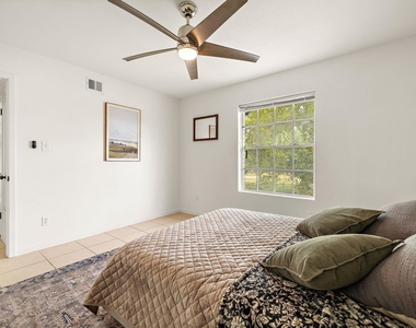 1700 Houston St - Photo Thumbnail 12