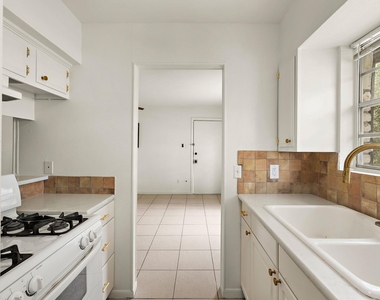 1700 Houston St - Photo Thumbnail 7