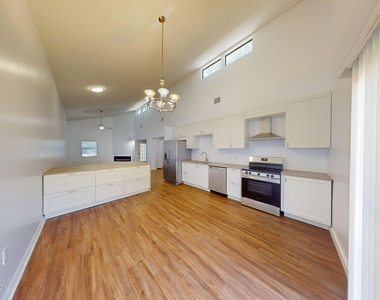 362 Filmore Drive - Photo Thumbnail 6
