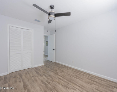 107 2nd Street S - Photo Thumbnail 14
