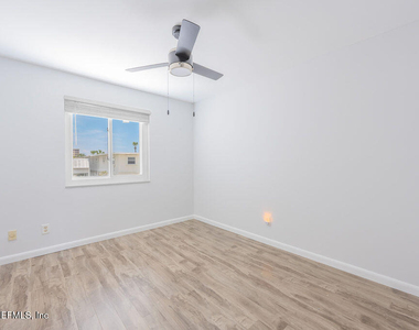 107 2nd Street S - Photo Thumbnail 13